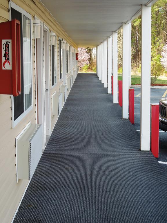 Atrium Inn & Suites Galloway Exterior photo